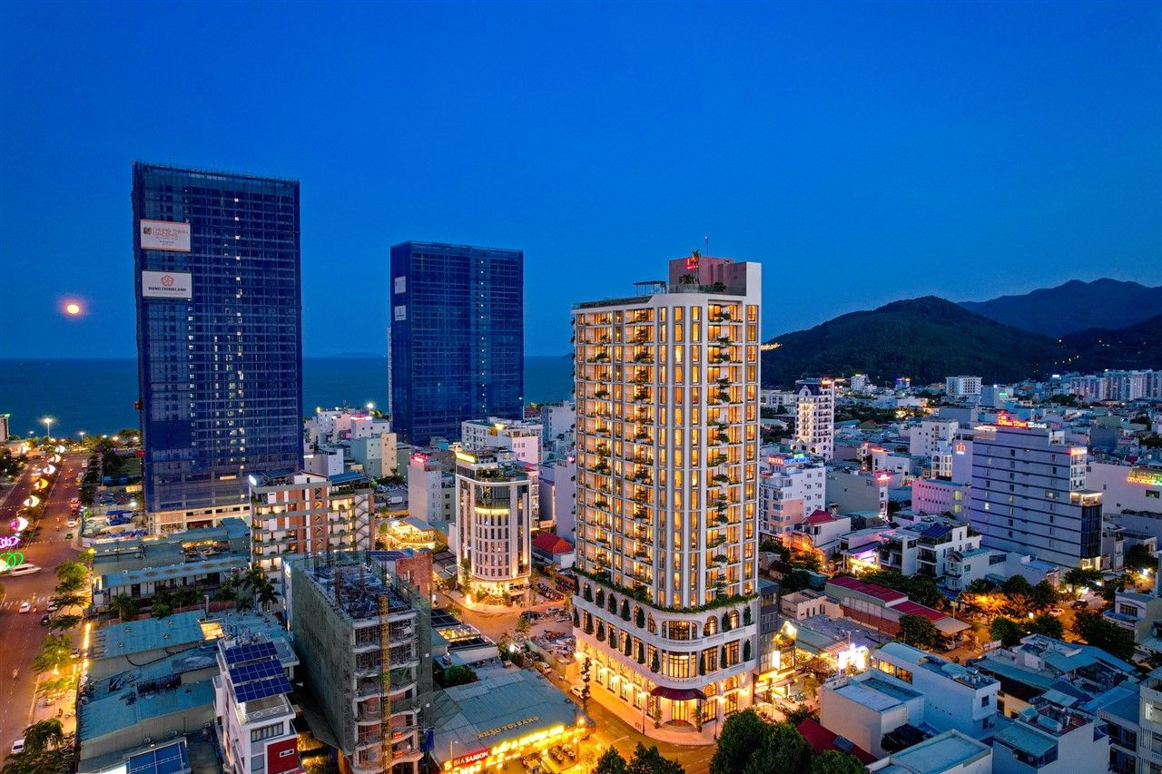 L’amor Boutique Hotel Quy Nhon: 6 hạng phòng, Ruby Sky Bar và giá tham khảo