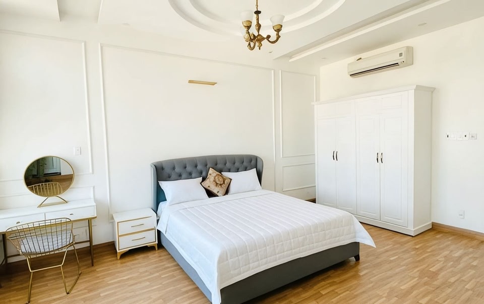 Century Palace An Nhơn: chọn phòng và lên kế hoạch ghé Tháp Bánh Ít
