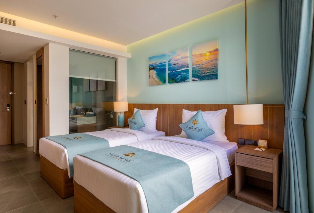 Fleur De Lys Hotel Quy Nhơn: phòng hướng biển và suite trên Nguyễn Huệ