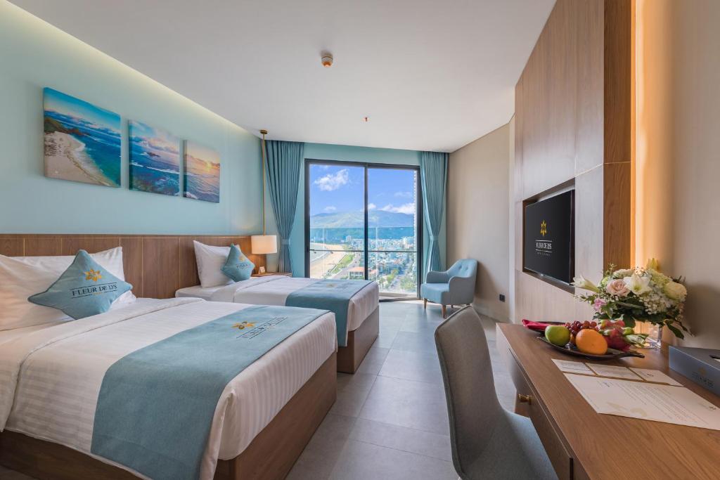 Fleur De Lys Hotel Quy Nhơn: phòng hướng biển và suite trên Nguyễn Huệ