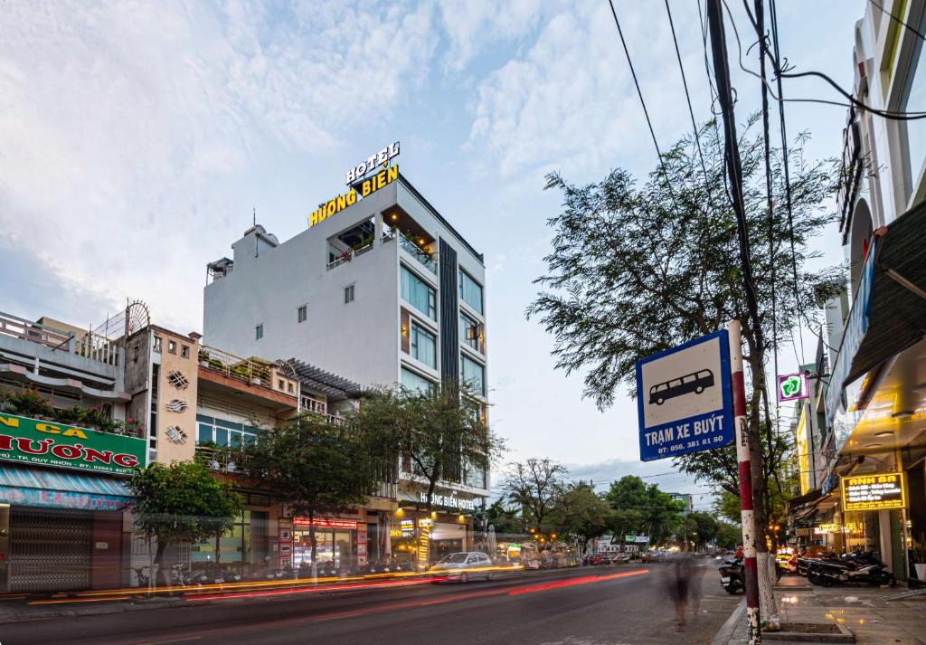 Khách sạn Hương Biển Quy Nhơn: chọn phòng ở 130 Nguyễn Huệ cho chuyến đi ven biển