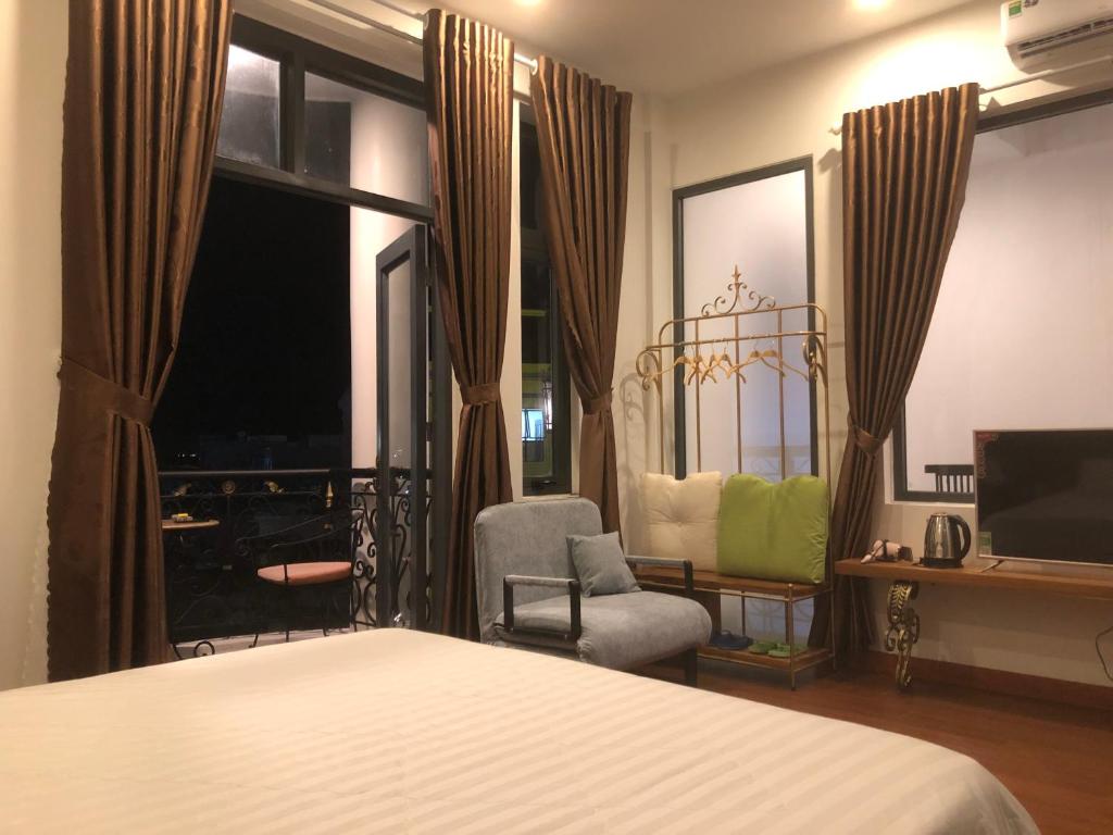 La Mer Homestay Quy Nhơn: hỏi gì trước khi đặt phòng ban công?